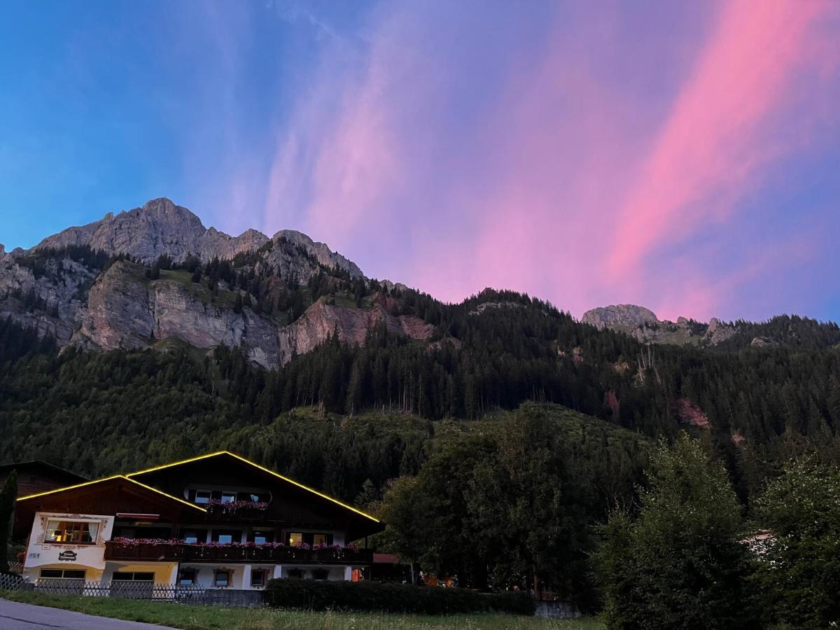 Haus Monika Apartment Nesselwängle Екстериор снимка