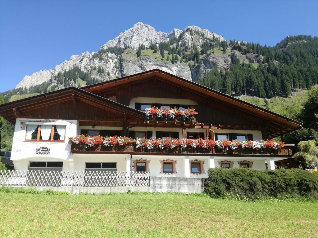 Haus Monika Apartment Nesselwängle Екстериор снимка